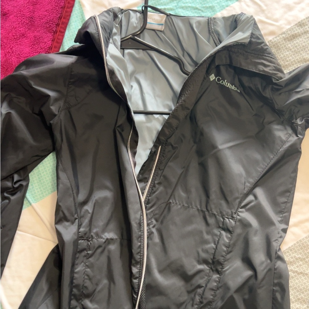 Columbia Rain Coat